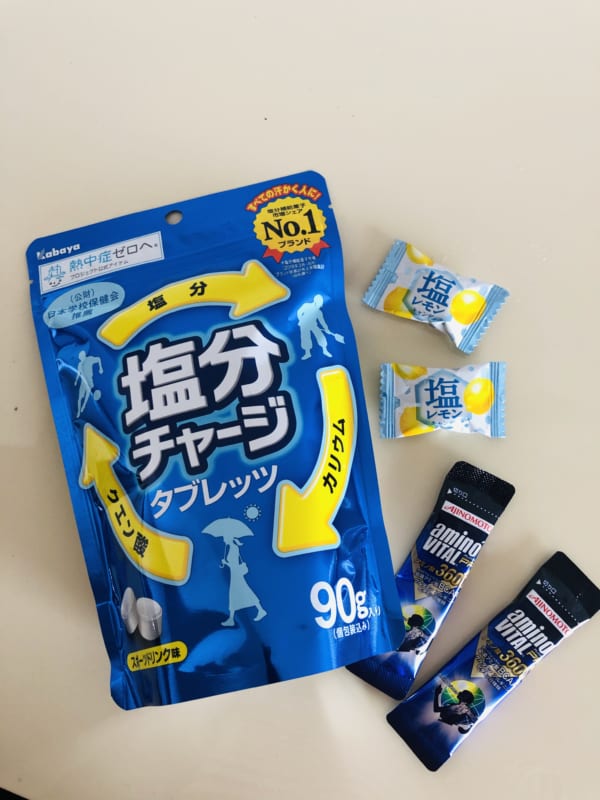 水だけではダメ。必ず塩分、カリウムも補給して。スポーツ時はアミノ酸もスタミナ源に