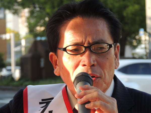 昨年7月の東京都知事選にも出馬していた押越氏。今回も全国の支援者が供託金を寄付してくれたそう。（撮影／畠山理仁）