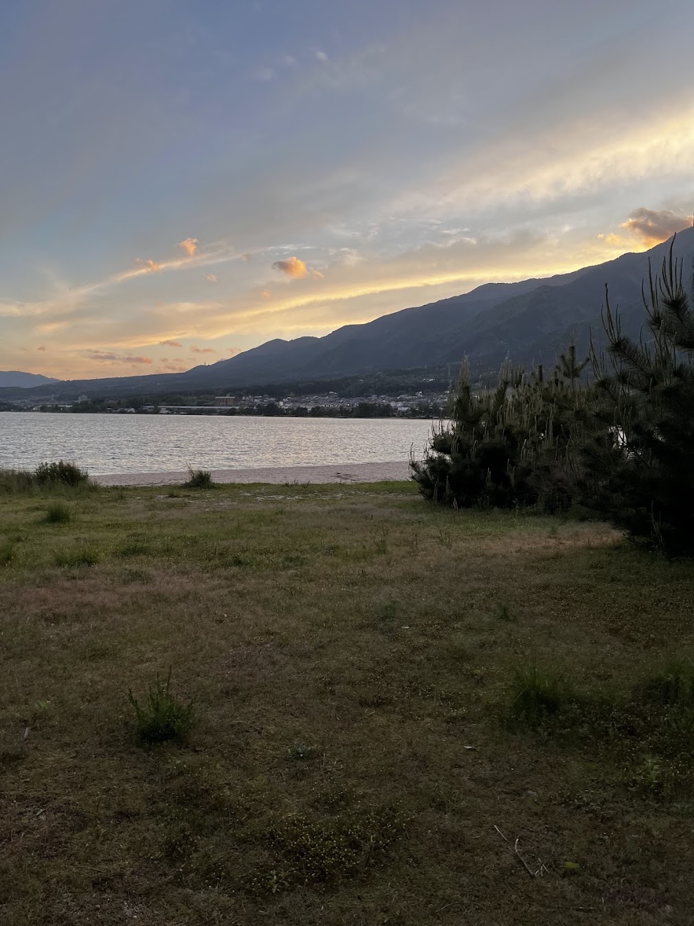 琵琶湖の夕景