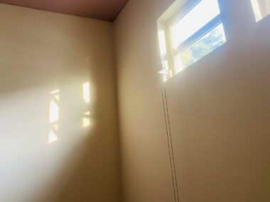 生き延びるためには「強さ」が必要だと、いつの間にか思い込んでいた【第9回 家族とテーブルを囲む】