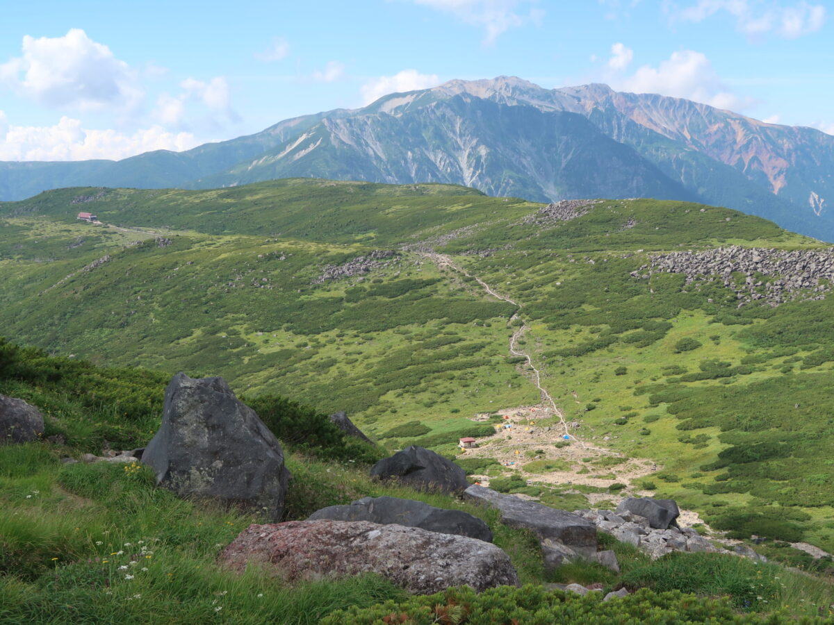 日本最奥、日本最後の秘境といわれる雲ノ平。だが、高天原温泉はここからさらに奥地にある