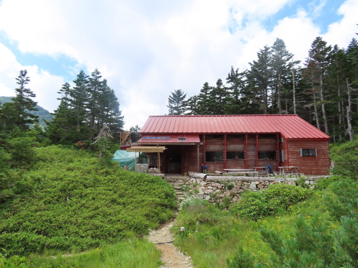 “ランプの宿”として知られる高天原山荘