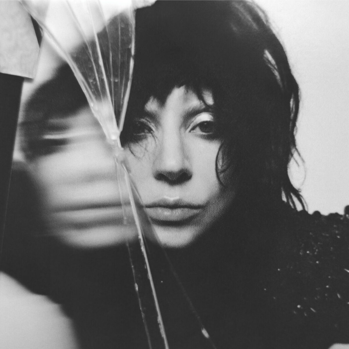 レディー・ガガ『MAYHEM』通常盤 ¥3,300(ユニバーサル) デラックス・エディションCDも発売中。