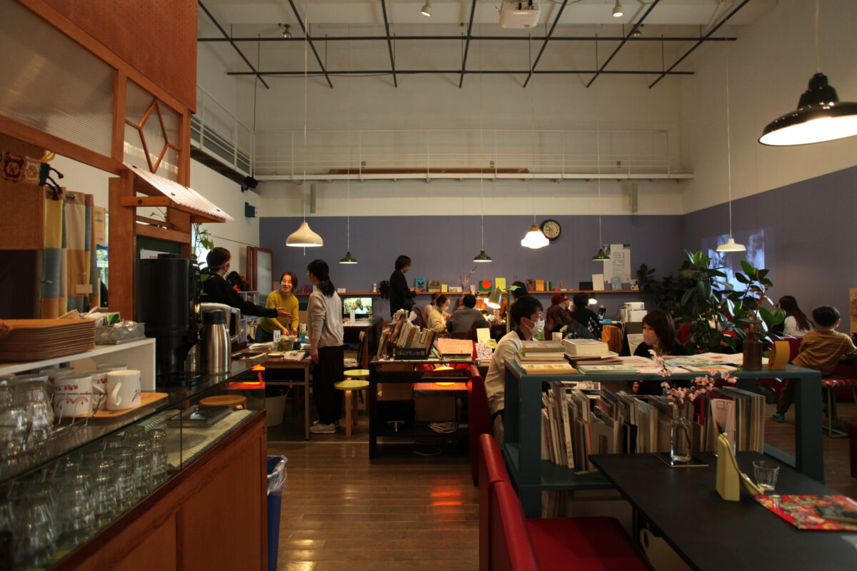 『ブリッジカフェ』水戸芸術館 ワークショップ室　撮影：仲田絵美　提供：水戸芸術館