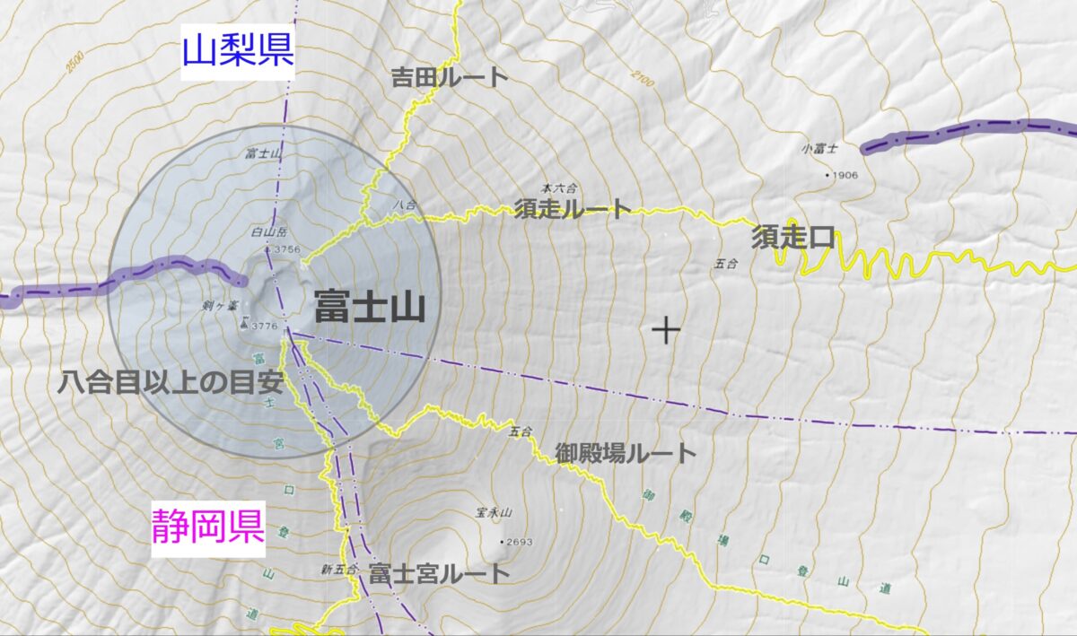 紫が山梨県と静岡県の県境。その間の須走ルート付近は県境が途切れていることがわかる。(出典:国土地理院ウェブサイト / 地理院地形図をもとに加工)(YAMAP <a href="https://yamap.com/mountains/14" rel="noopener" target="_blank">YAMAPの当該箇所はこちら</a>)