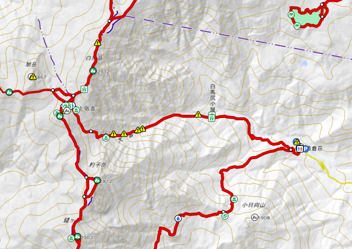 雪渓は一般登山道よりもスピーディに進むことができ、雪渓が長い時期ほど行動時間は短くなる。しかし混んでいると速度は落ちる。時間に余裕を持った計画を立てたい（地図の参照元：YAMAP <a href="https://yamap.com/mountains/17" rel="noopener" target="_blank">YAMAPの当該箇所はこちら</a>）